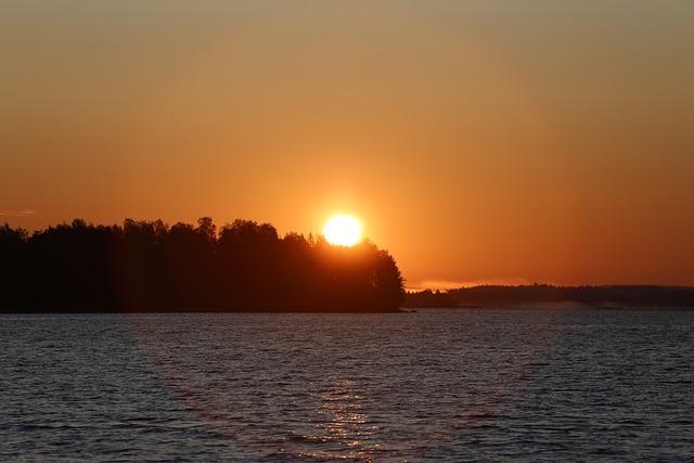 Kuukausiaiheinen kuva
